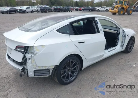 2018 Tesla Model 3 Long Range/Mid Range from USA, damaged, VIN 5YJ3E1EA3JF043529